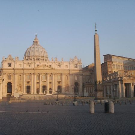Ferrini Apartment Vatican Museums Рим Екстер'єр фото